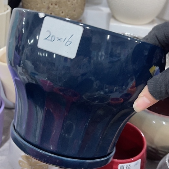 多肉绿植陶瓷花盆9.9包邮，有孔