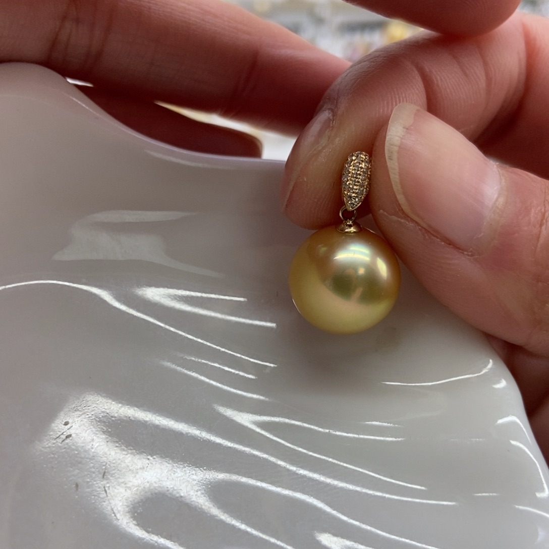海水珍珠吊坠(不含链)18K金镶嵌
