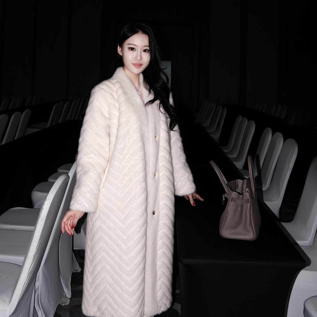 【Nancy冬日雪】长款水貂毛羊羔毛皮毛一体搭配大衣外套