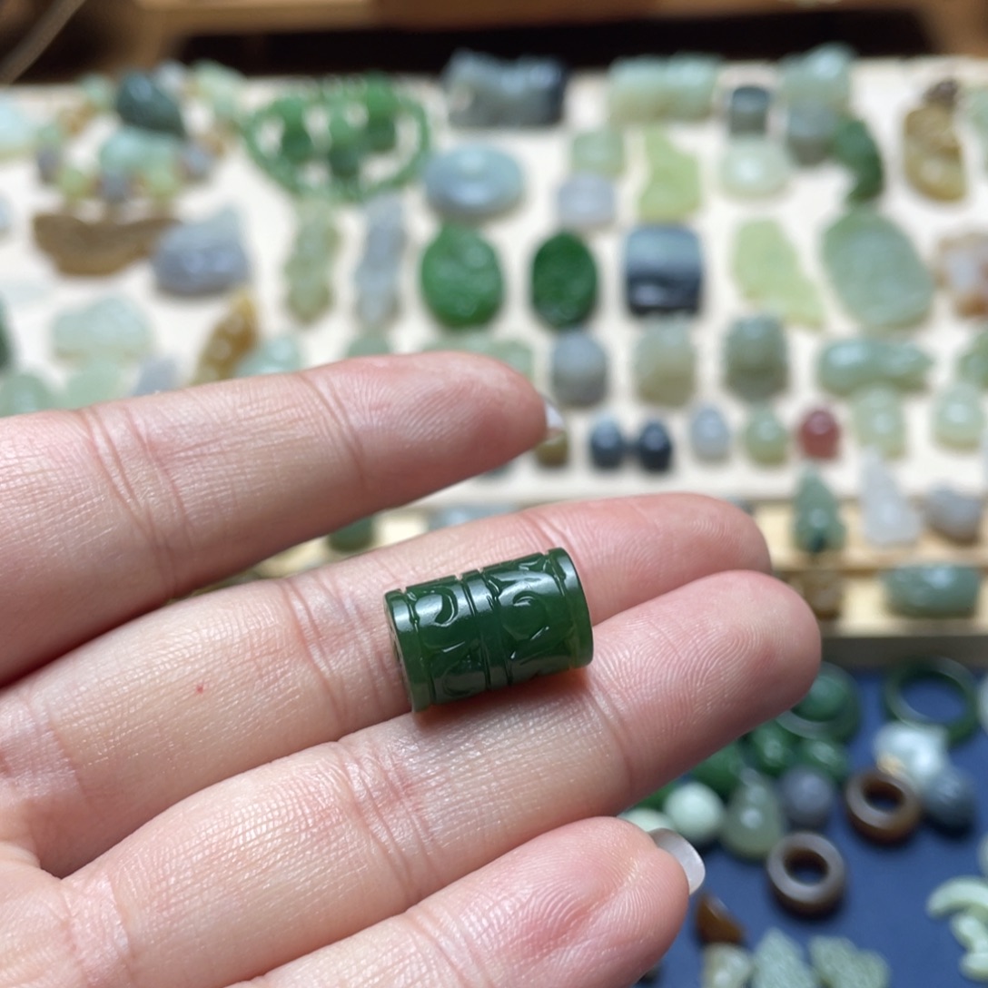 和田玉未镶嵌吊坠(不含链)