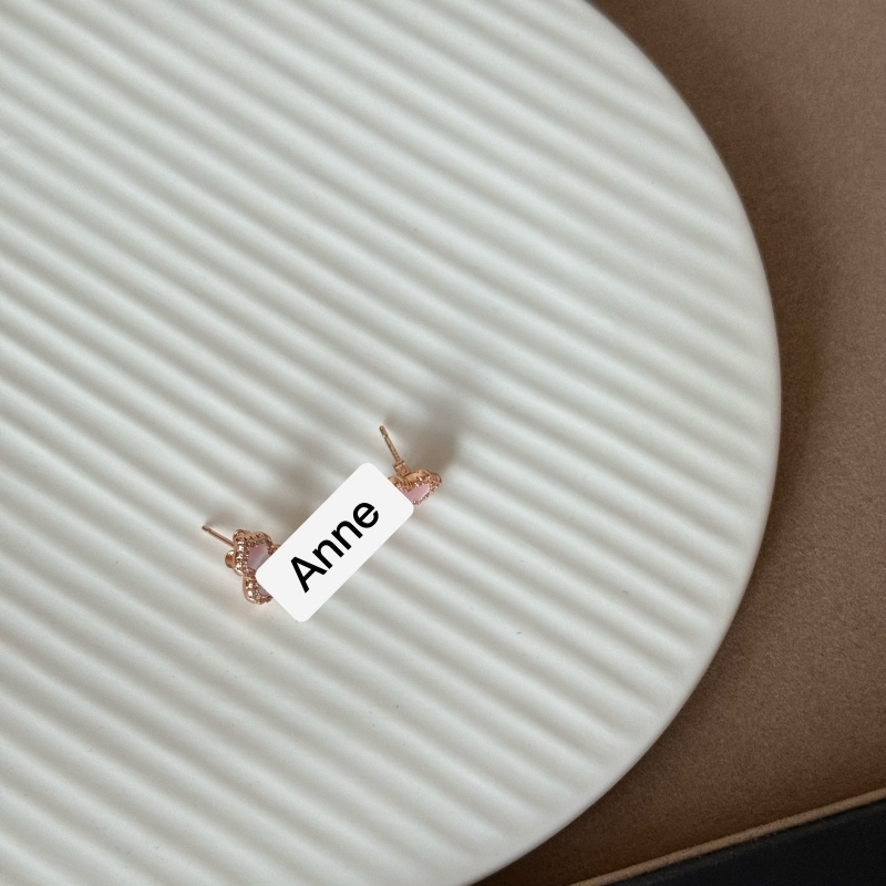 铜合金耳饰 【R396】简约少女心粉贝葫芦气质耳钉