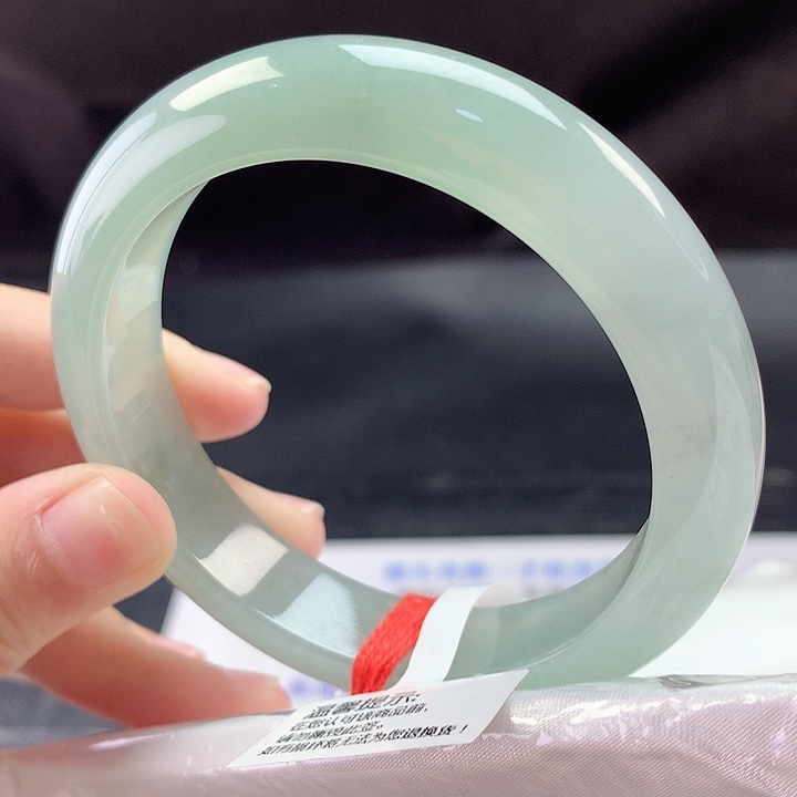 翡翠未镶嵌手镯54圈