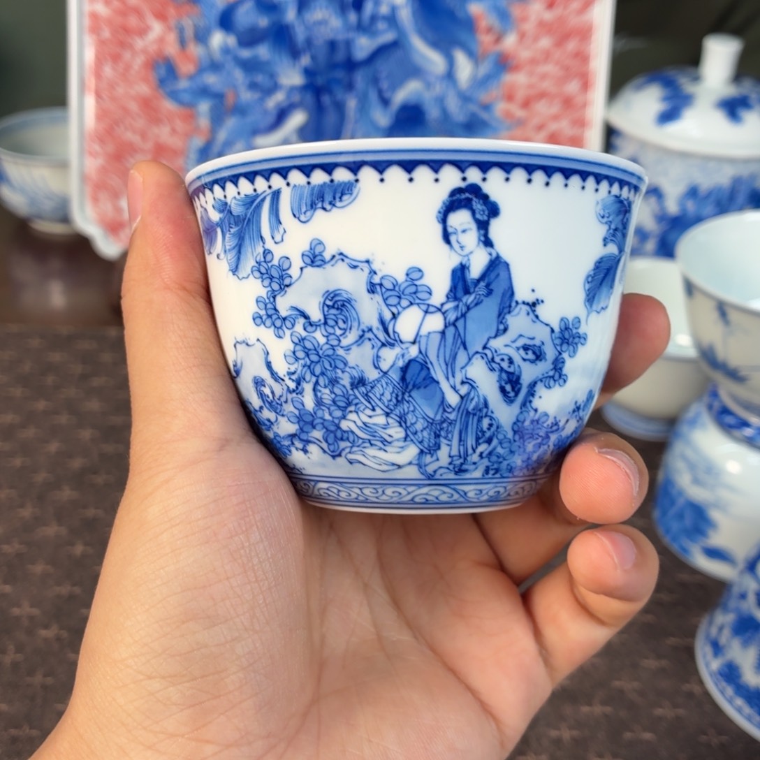 陶摆件瓷姑娘沈燕鸿景德镇景德镇