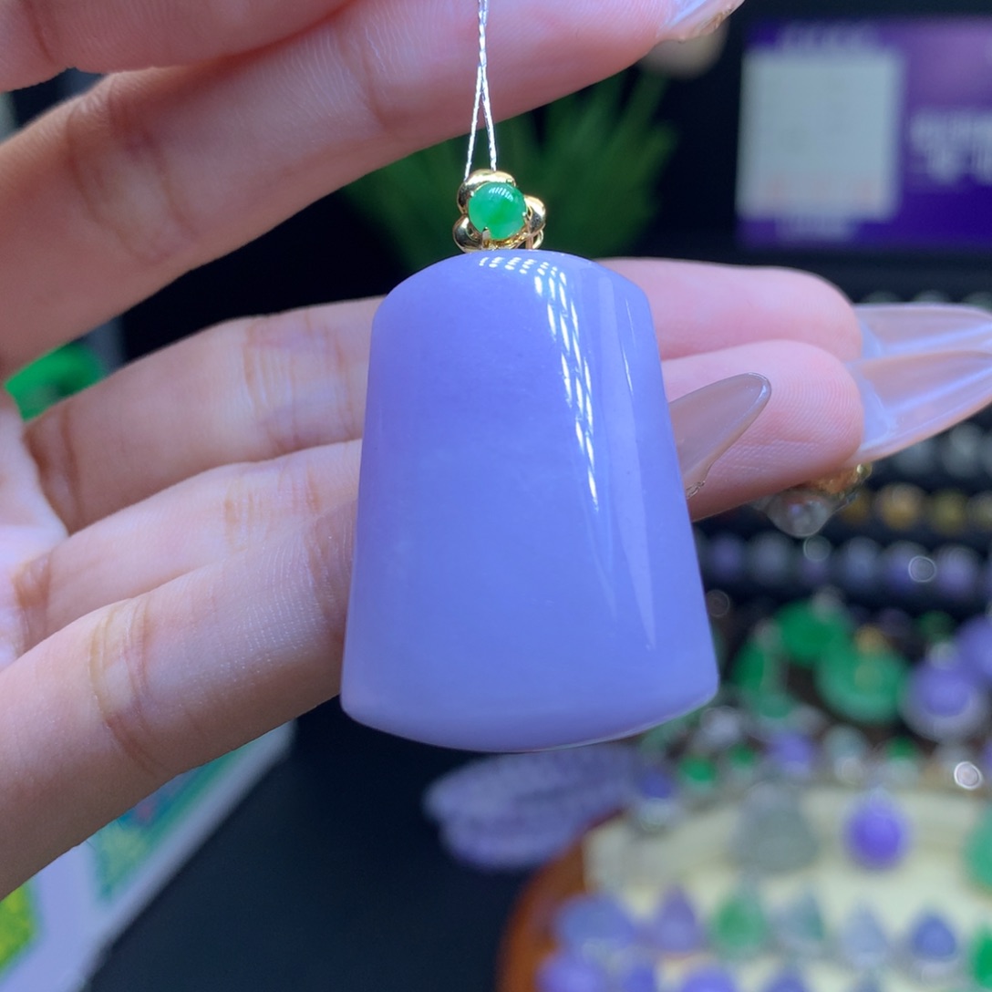 翡翠18K金镶嵌颈饰天然