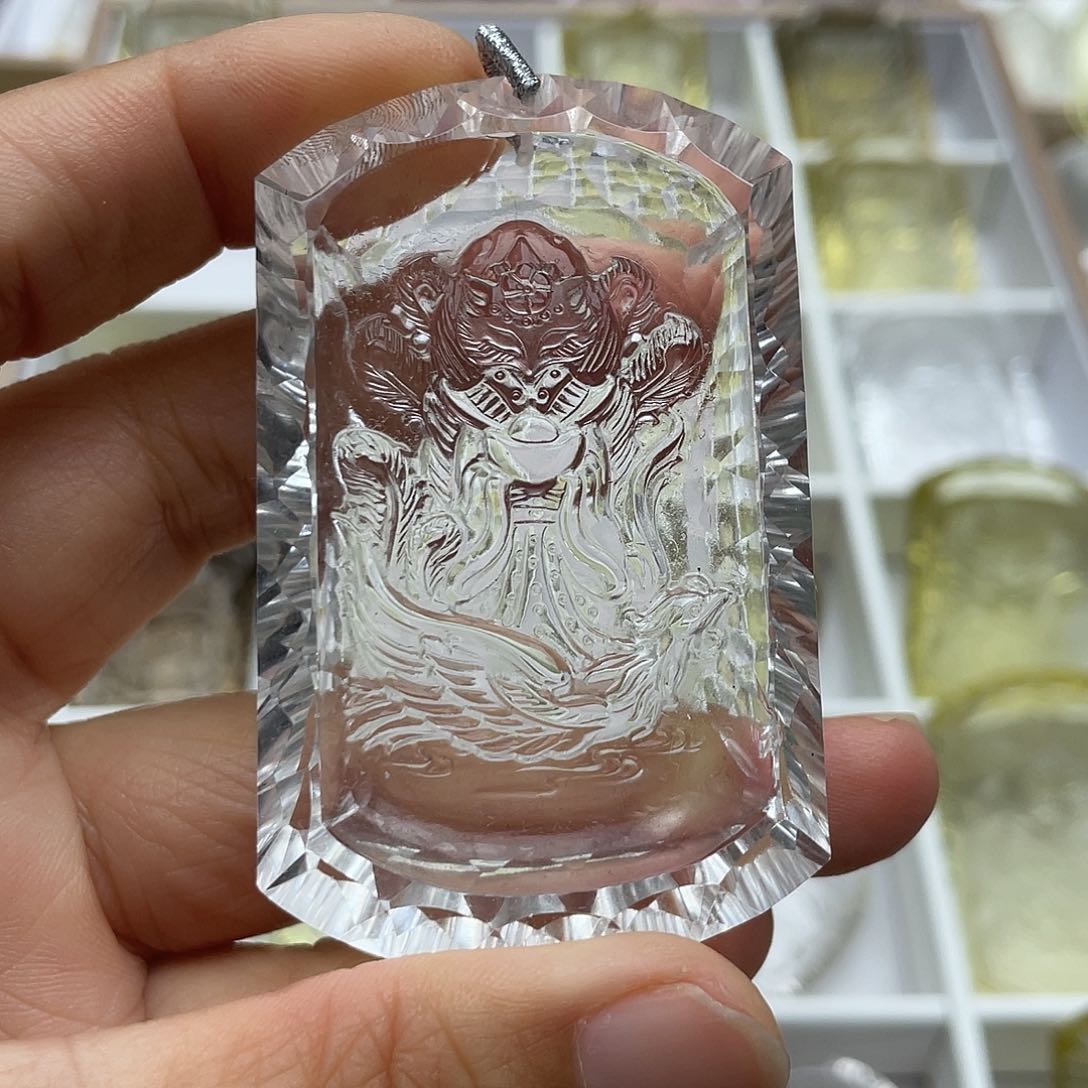 未镶嵌吊坠(不含链)水晶哞****屋