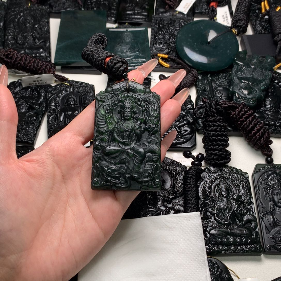 天然缅甸a货钢琴黑挂件