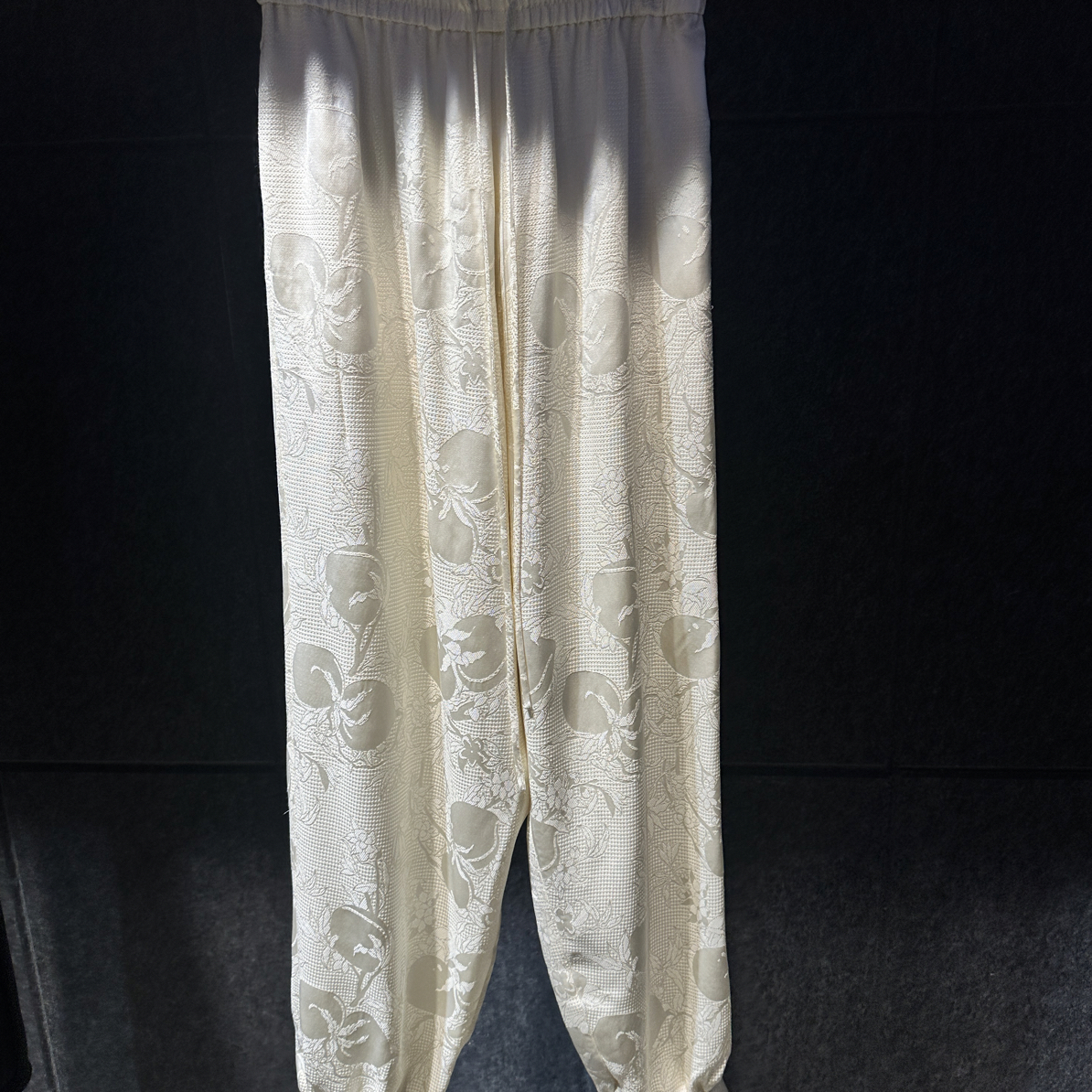 LA MAISON JADE 玉琼 米色丝毛提花腰部抽绳束脚长裤