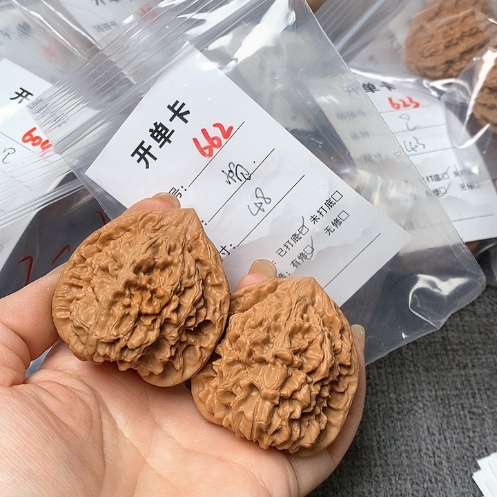 文玩核桃把件662哈哈哈