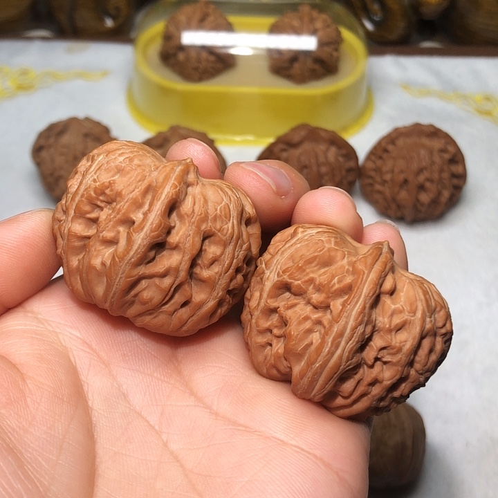 文玩核桃39平谷元宝