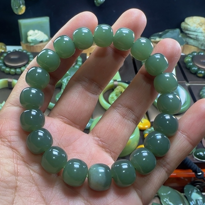 就***儿岫岩老玉（透闪石质玉）未镶嵌手链