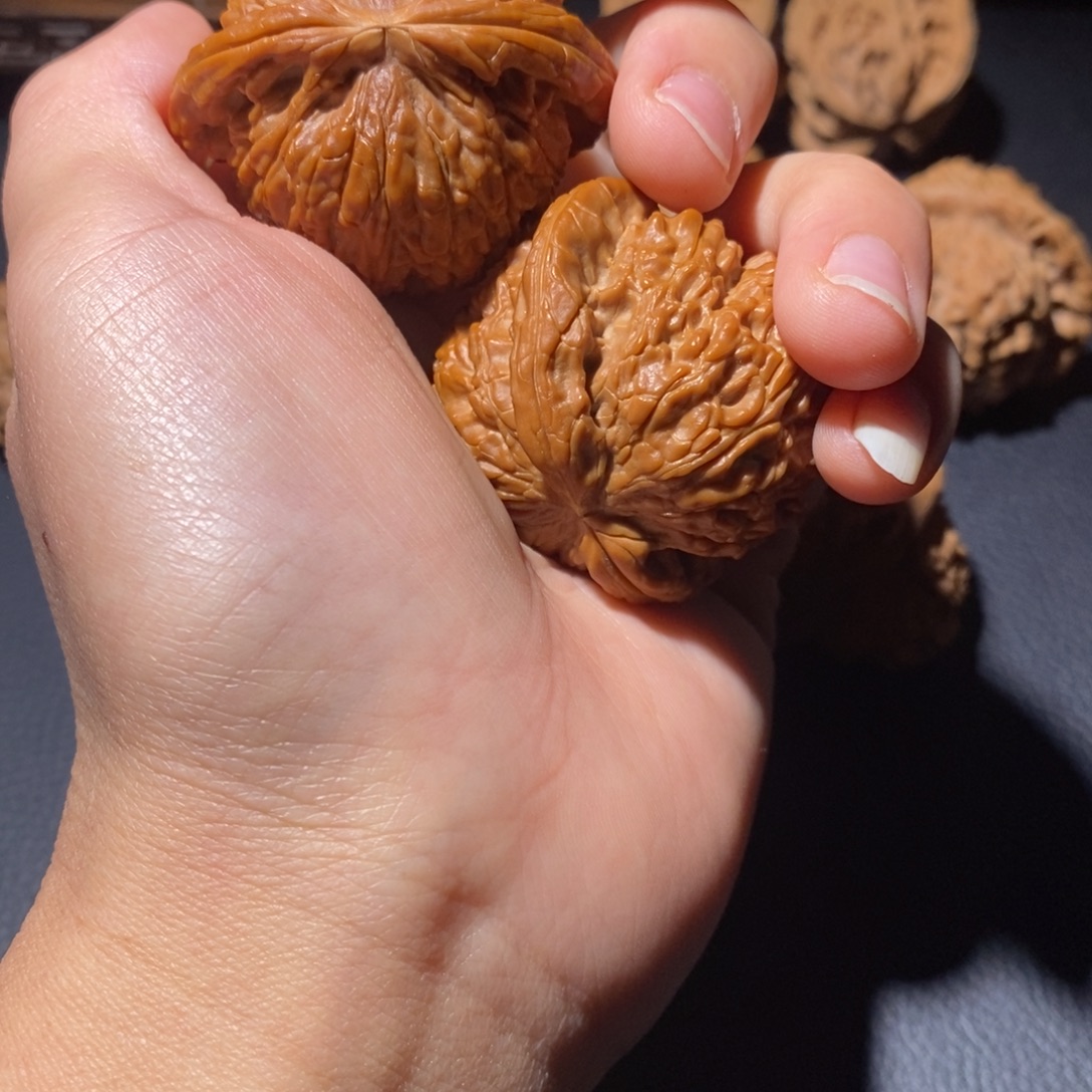 好***好吊坠文玩核桃白狮子