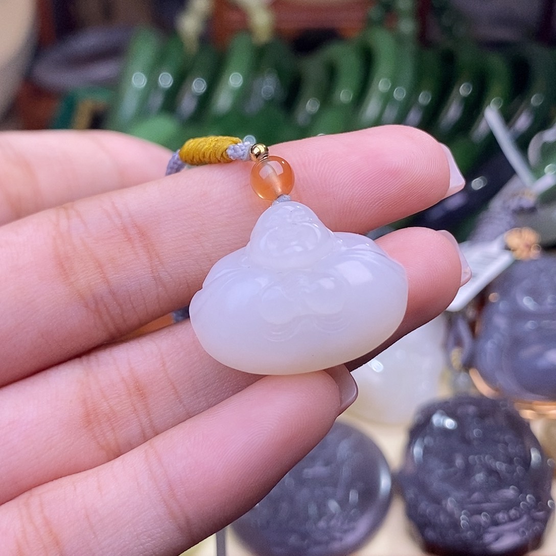 和田玉清货价白玉抱抱佛未镶嵌