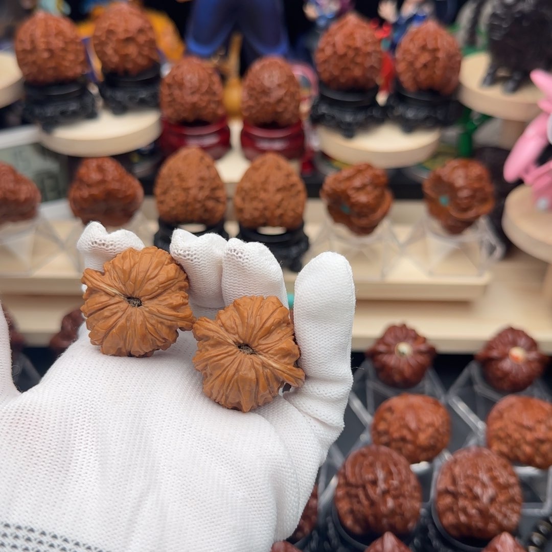 文玩核桃吊坠35全品天下第一楼