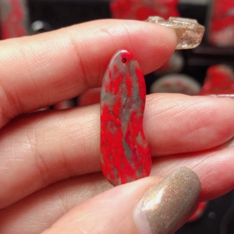 昌化鸡血石昌化鸡血石挂件