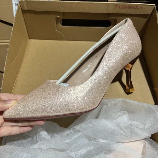 新款1013亮亮细闪尖头高跟鞋鞋24Q