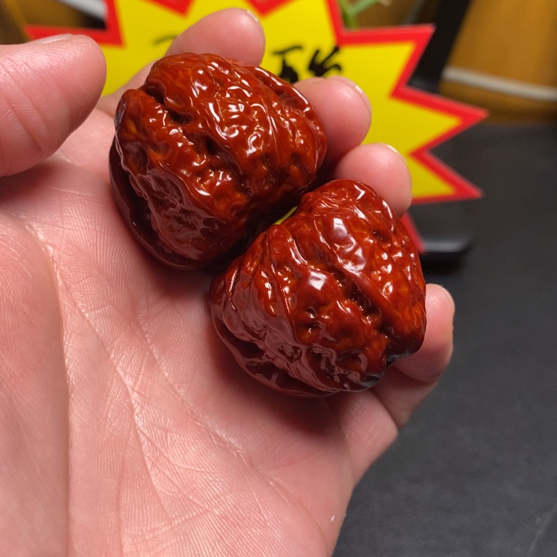 文玩核桃吊坠37蛤蟆头