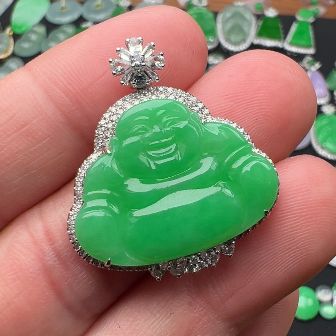 翡翠颈饰18K金镶嵌佛17.8