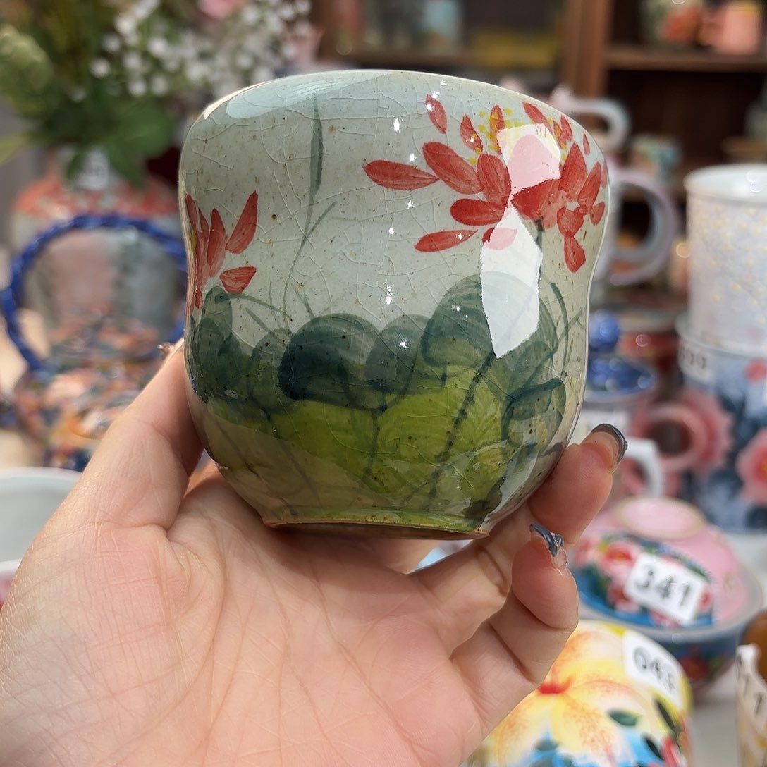 瓷片这就是为什么不在这里上班呀这一