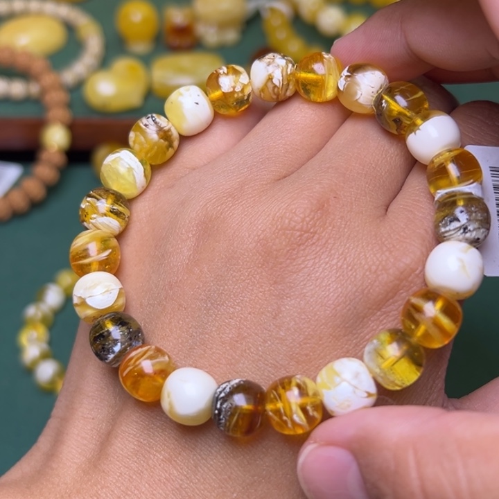 琥珀未镶嵌珠宝奇石