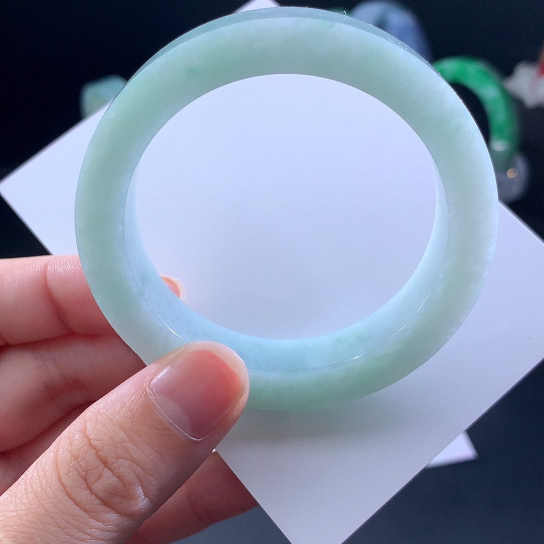 定制翡翠手镯未镶嵌