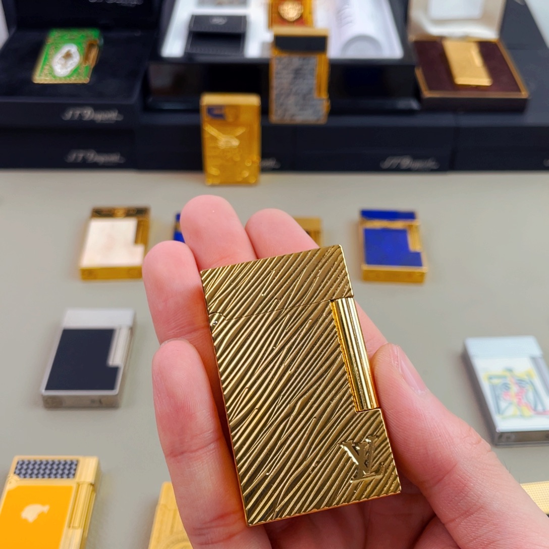 纯铜哈哈哈哈哈哈哈哈