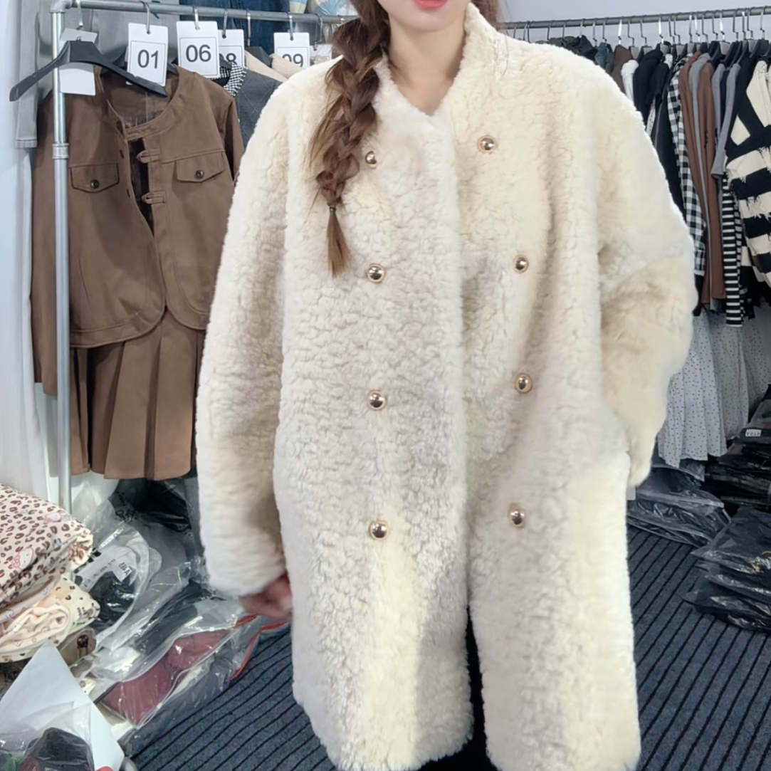 女士双排扣落肩袖毛毛外套气质百搭中长款冬季新款