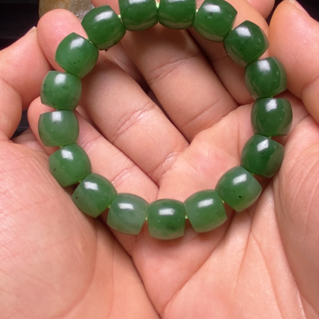 和田玉颈饰未镶嵌一**柄