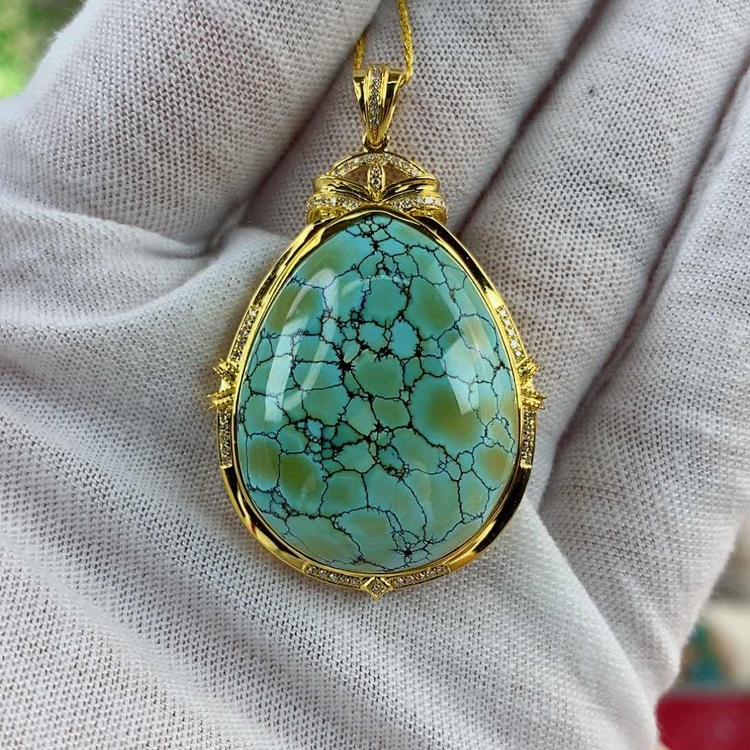 绿松石珠宝奇石18K金镶嵌