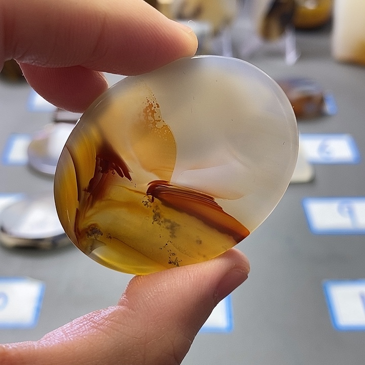 玛瑙/玉髓未镶嵌珠宝半成品31