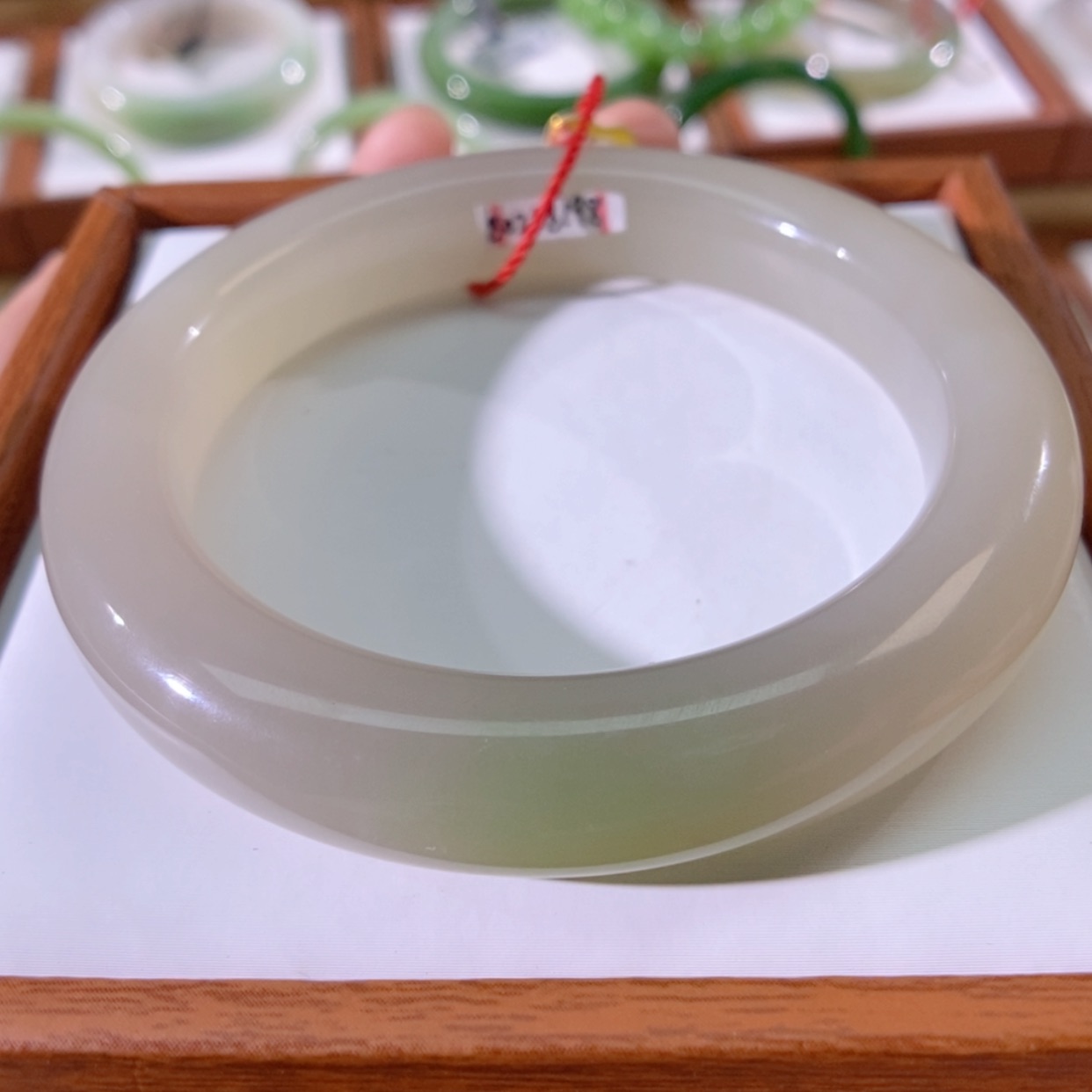 【闪购商品】未镶嵌手镯和田玉（翠青玉）