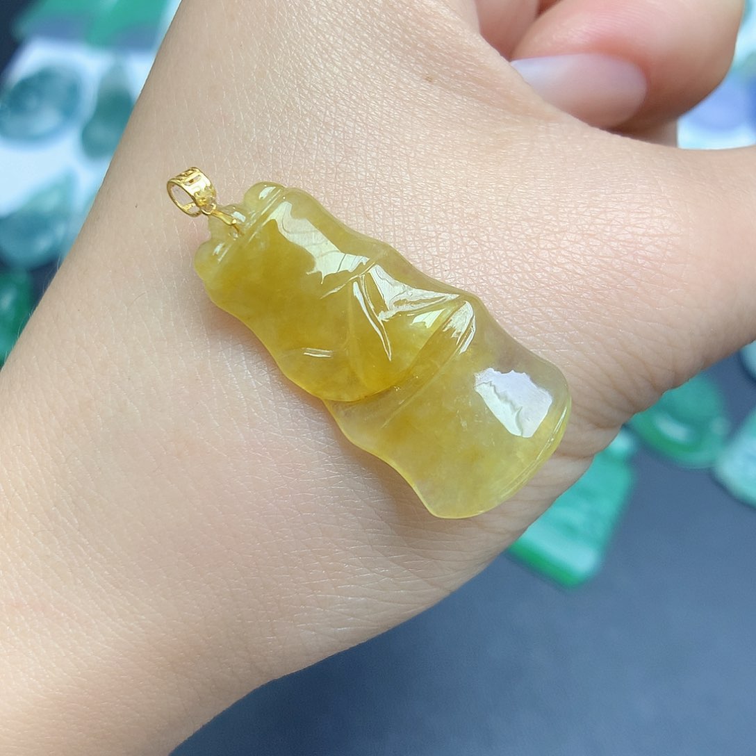 翡翠颈饰18K金镶嵌竹节