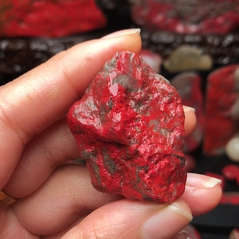 昌化鸡血石昌化鸡血石原石