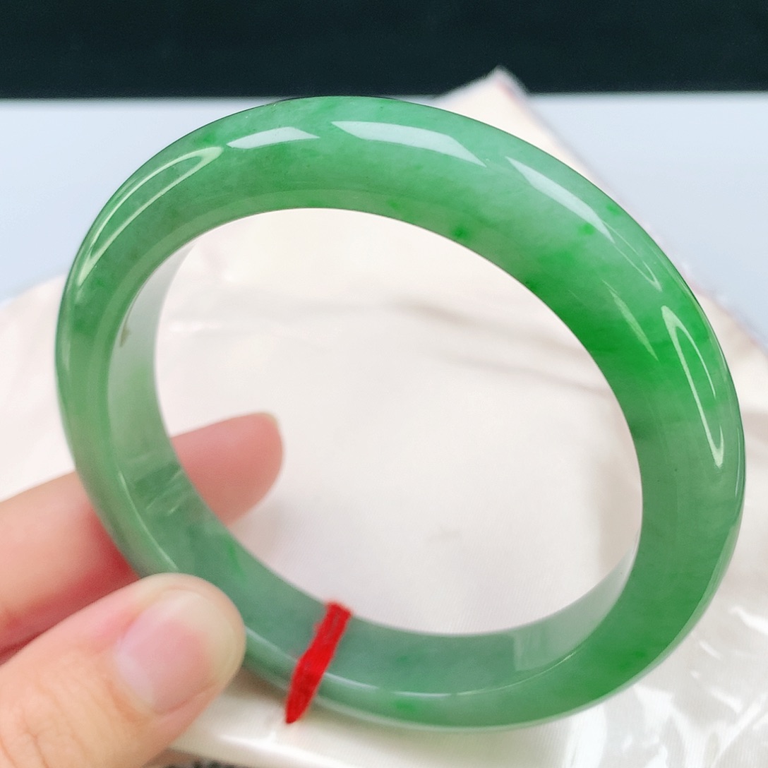 翡翠未镶嵌手镯61.6圈口