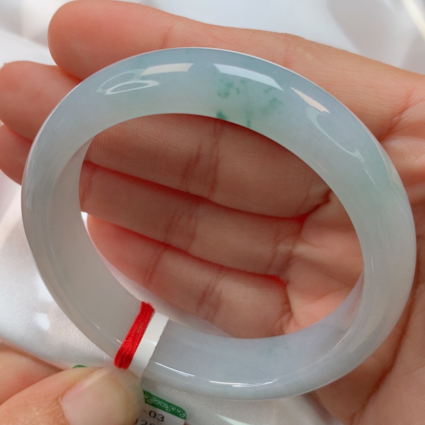 【闪购商品】翡翠手镯未镶嵌天然翡翠手镯