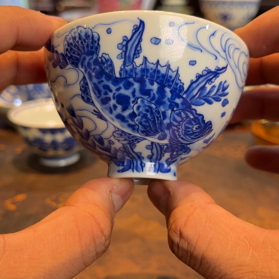 青花重工鱼藻主人杯