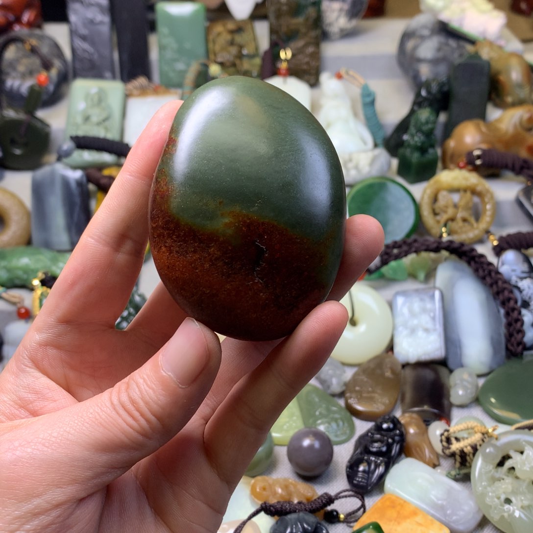 和田玉颈饰未镶嵌大*