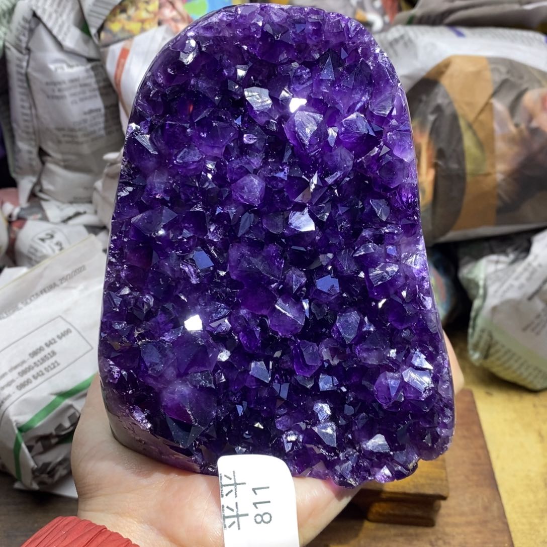 紫晶乌拉圭未镶嵌