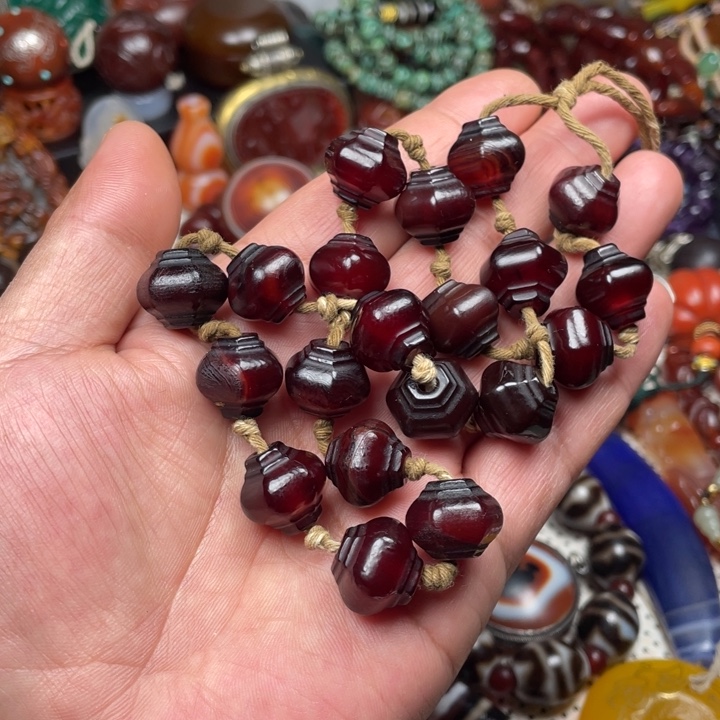 玛瑙/玉髓未镶嵌颈饰