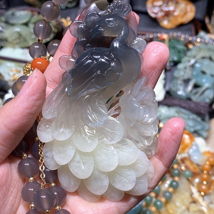 蛇纹石玉毛衣链未镶嵌