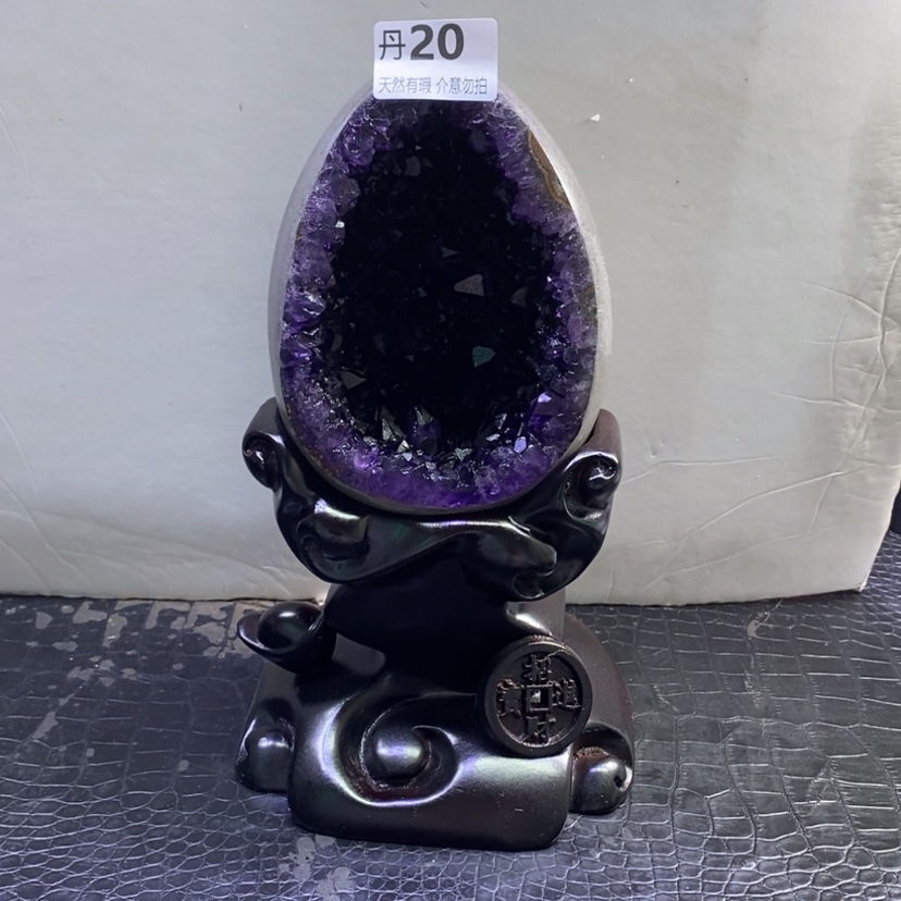 【闪购商品】未镶嵌水晶大型摆件（非配饰）冯***?