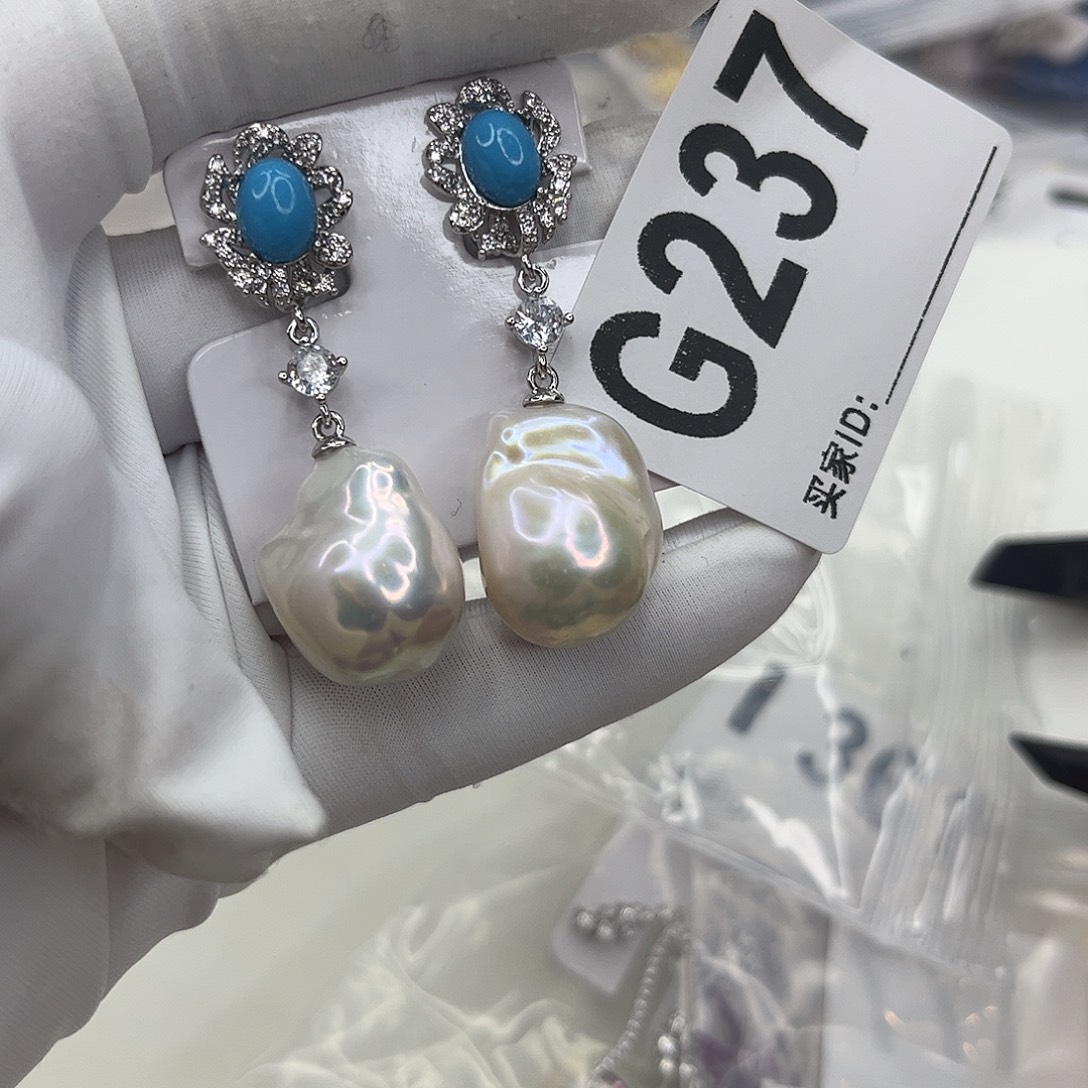 淡水珍珠耳饰合金