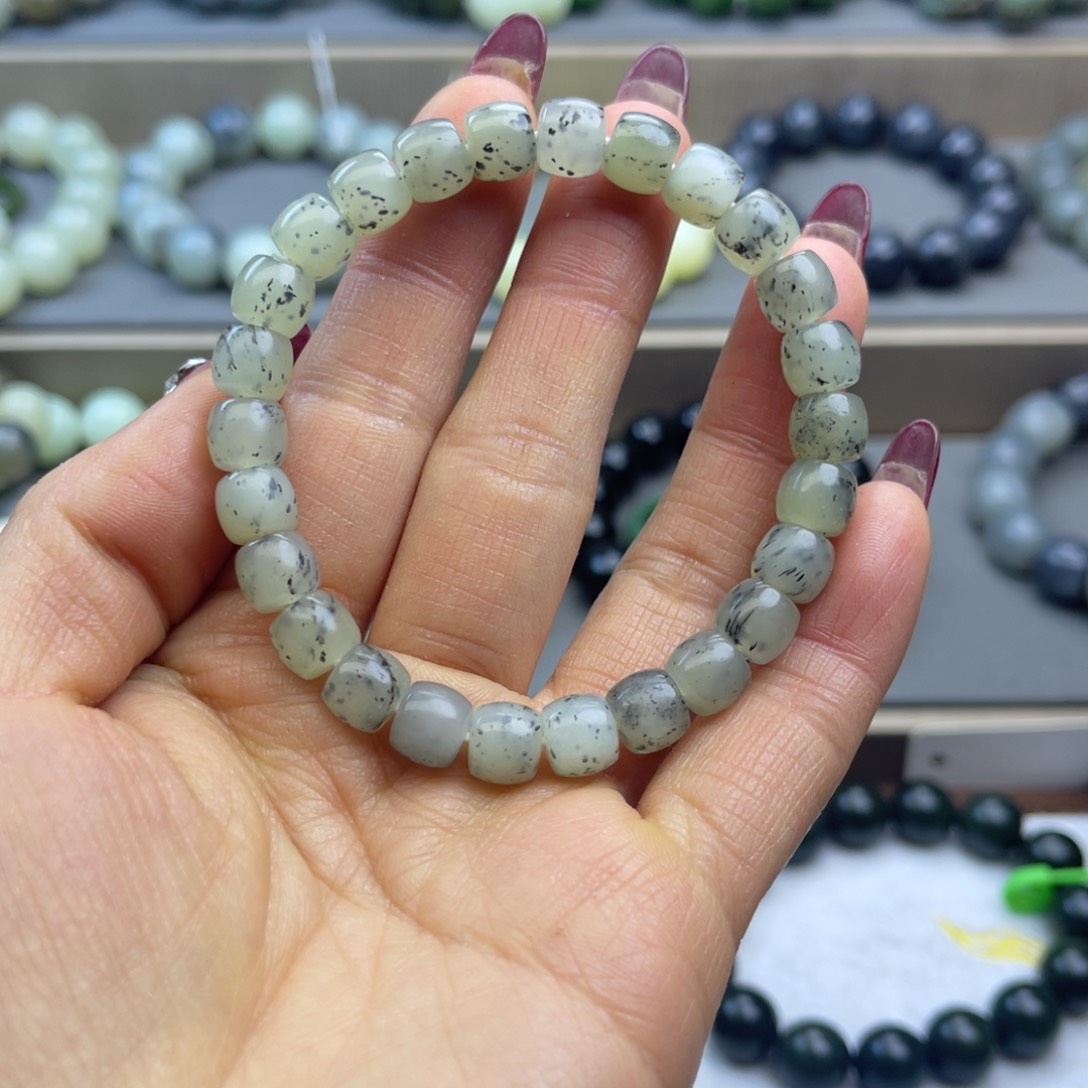 和田玉手链未镶嵌