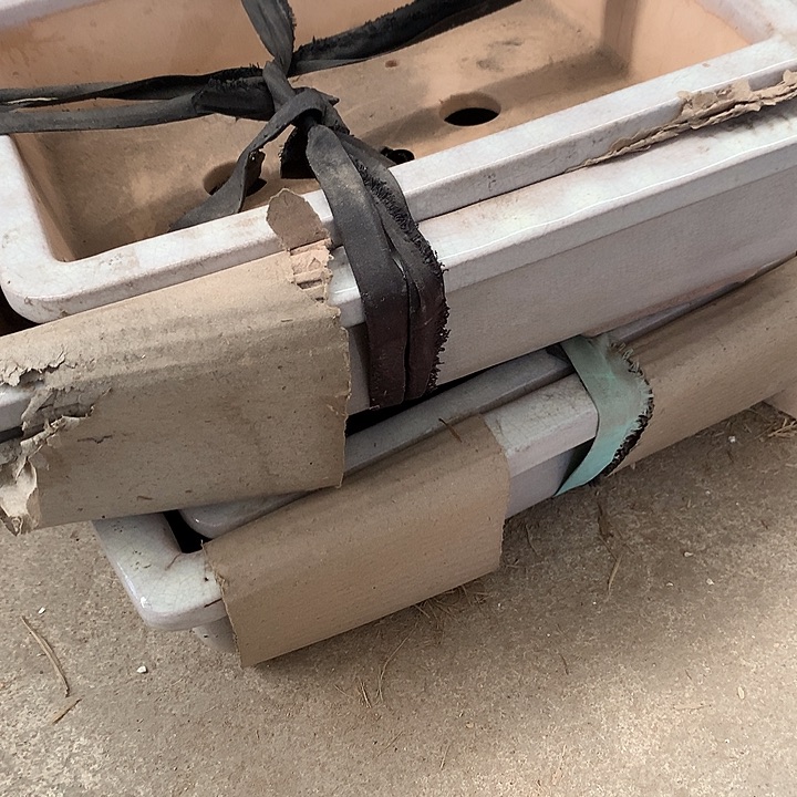 紫砂花盆150-4。   微瑕。 