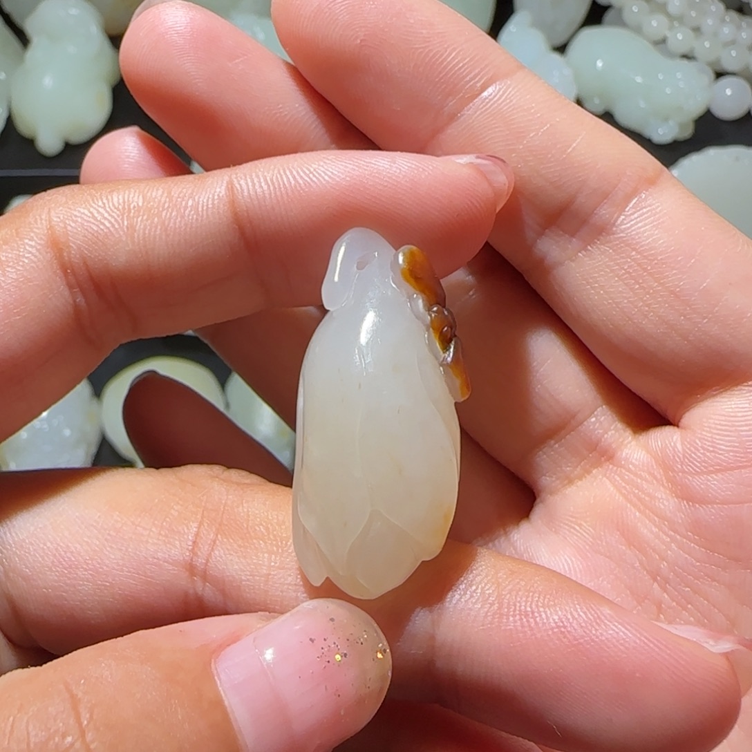荒***和田玉未镶嵌颈饰