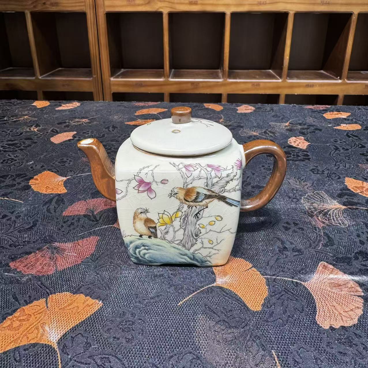 高端黄汝喜上眉梢四方茶壶3655