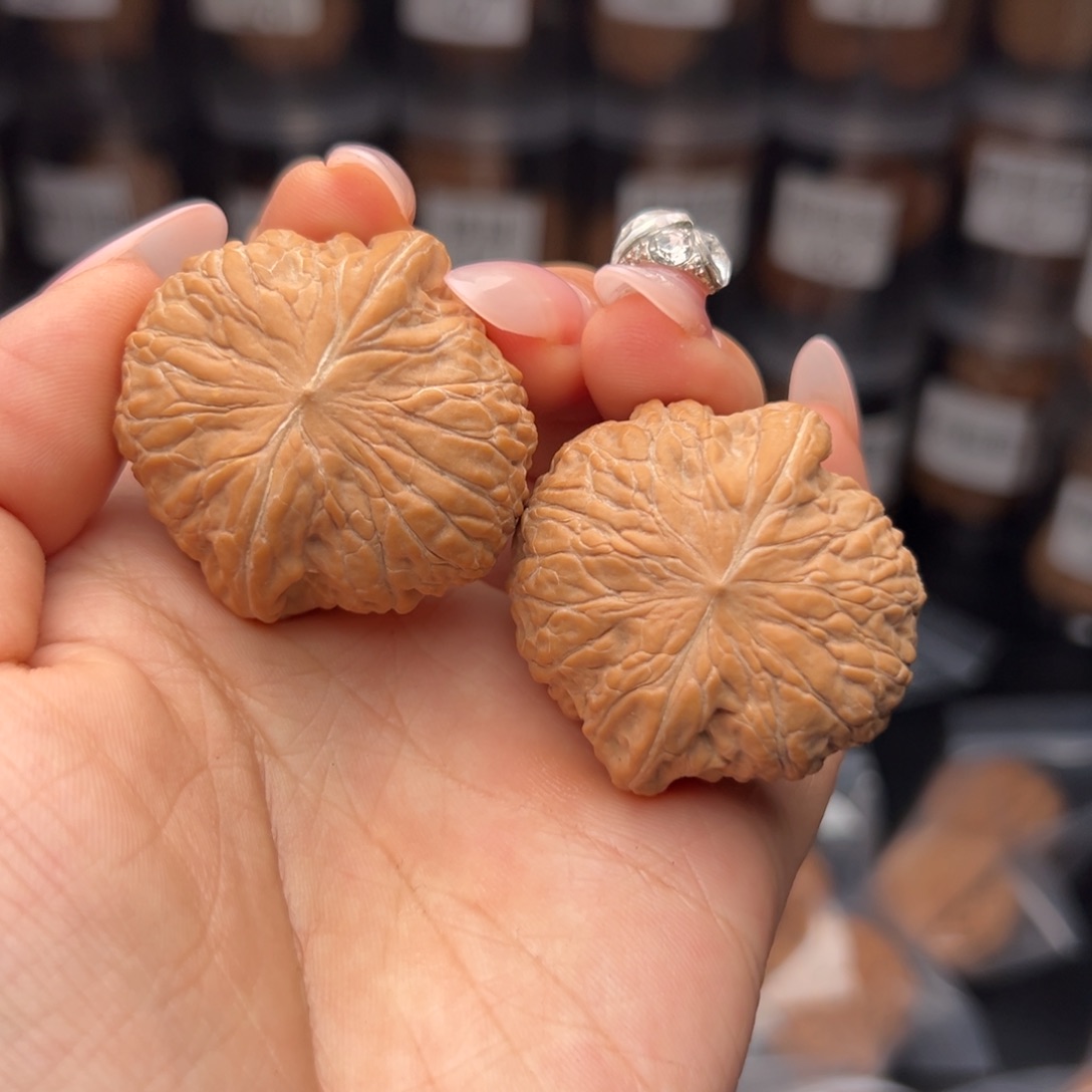 文玩核桃吊坠资*铁锤