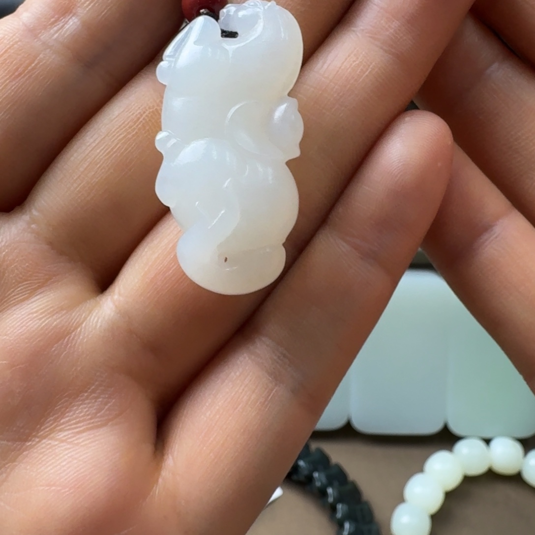 和田玉未镶嵌吊坠(不含链)