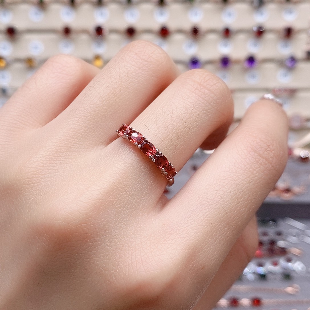 石榴石戒指银S925镶嵌戒指