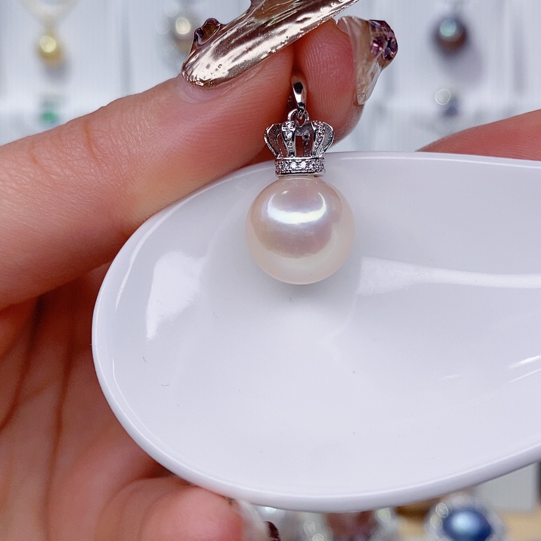 银S925镶嵌吊坠(赠链)淡水珍珠