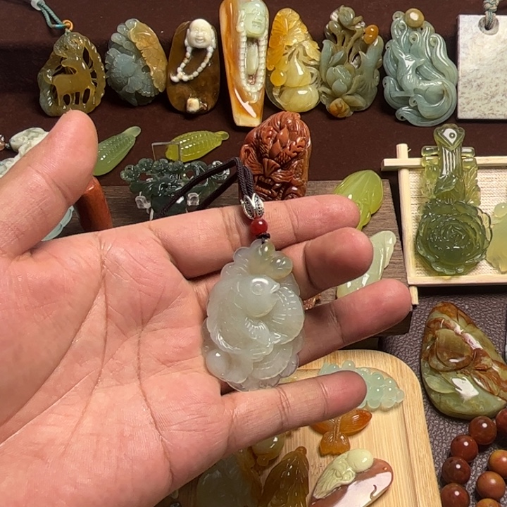 ****蛇纹石玉合金颈饰